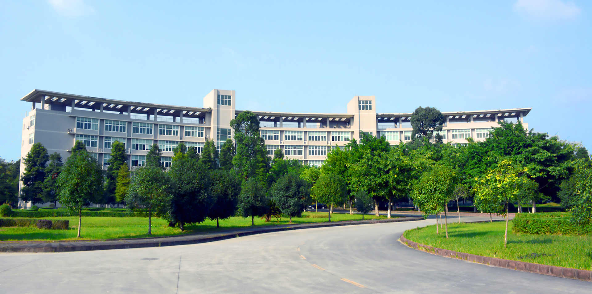 公司簡介.jpg